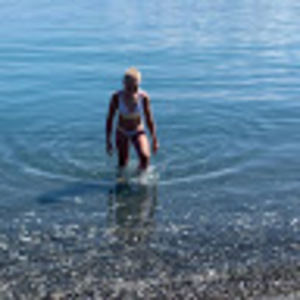 Meet your Posher, Abigail